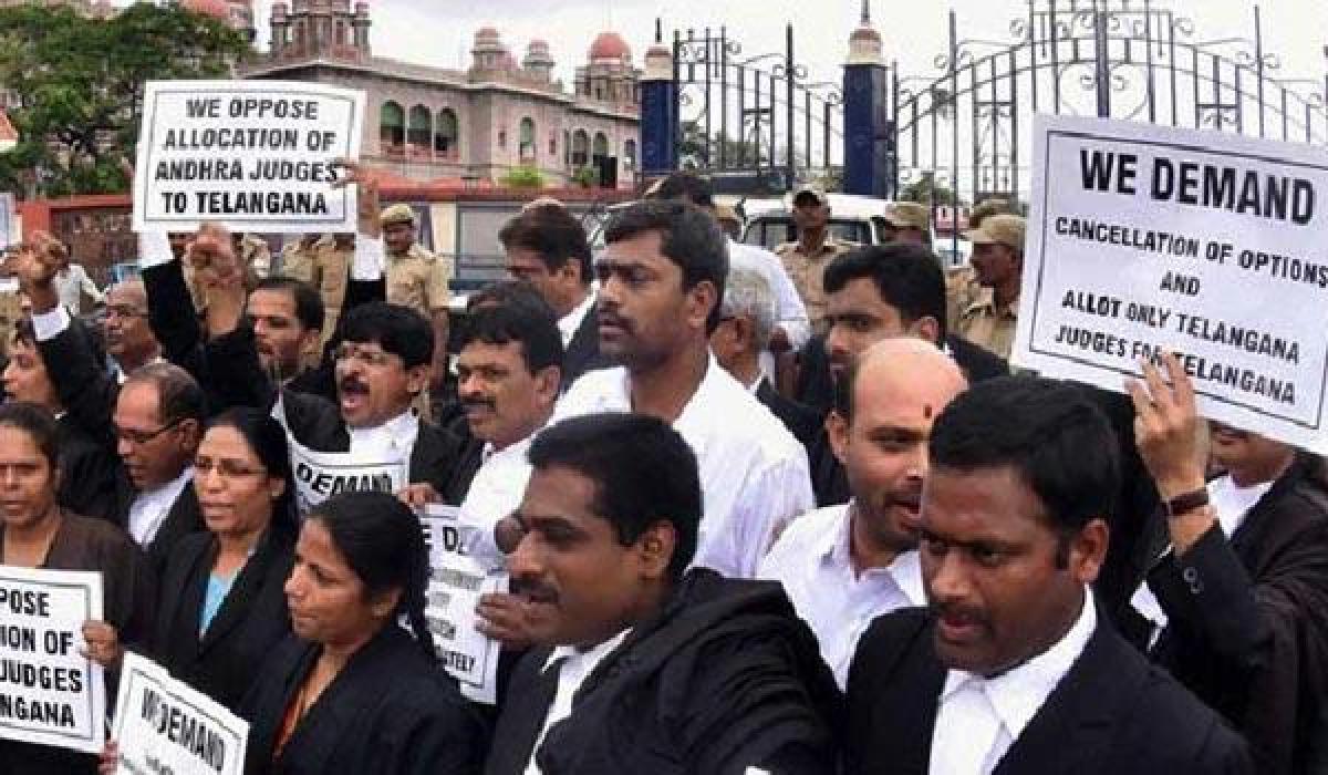 Telangana advocates continue strike for HC bifurcation